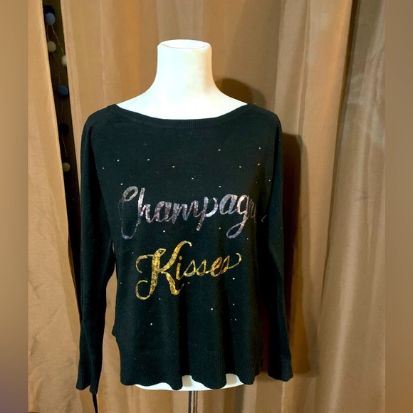 New York & Company Holiday Scoop Neck Sweater - Picture 1 of 3
